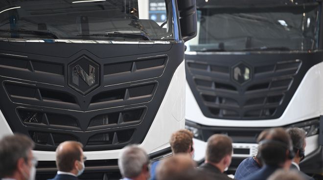 Nikola battery-electric trucks